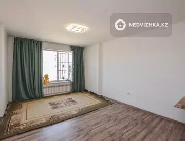 2-комнатная квартира, этаж 6 из 8, 60 м², миниатюра 6