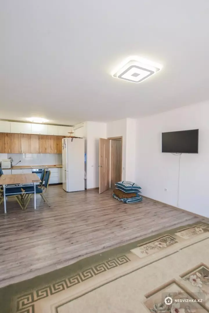 2-комнатная квартира, этаж 6 из 8, 60 м², фотография 4