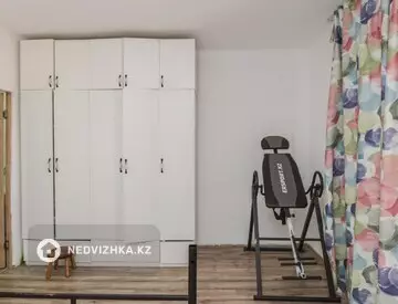 2-комнатная квартира, этаж 6 из 8, 60 м², миниатюра 10