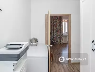 2-комнатная квартира, этаж 6 из 8, 60 м², миниатюра 11
