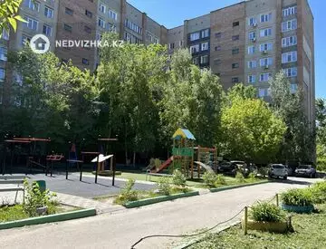 2-комнатная квартира, этаж 10 из 10, 52 м²