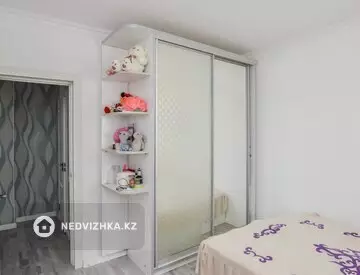 3-комнатная квартира, этаж 5 из 14, 72 м², миниатюра 12