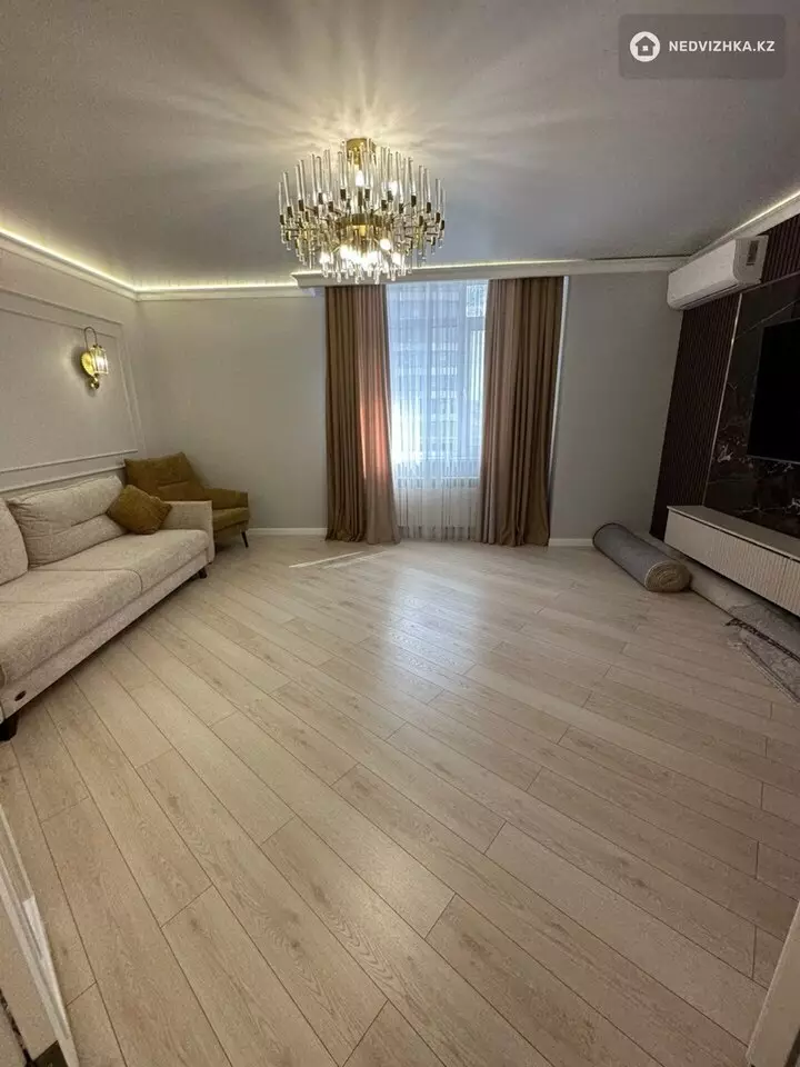 3-комнатная квартира, этаж 5 из 18, 100 м², фотография 4