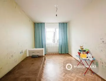 2-комнатная квартира, этаж 12 из 16, 70 м², миниатюра 9