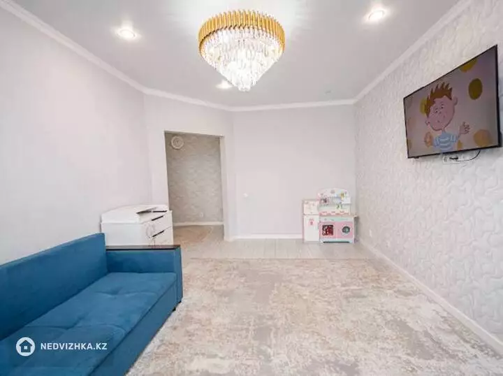 1-комнатная квартира, этаж 3 из 5, 47 м², фотография 2