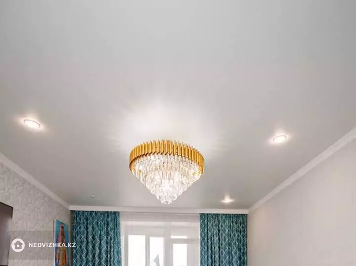 1-комнатная квартира, этаж 3 из 5, 47 м², фотография 3