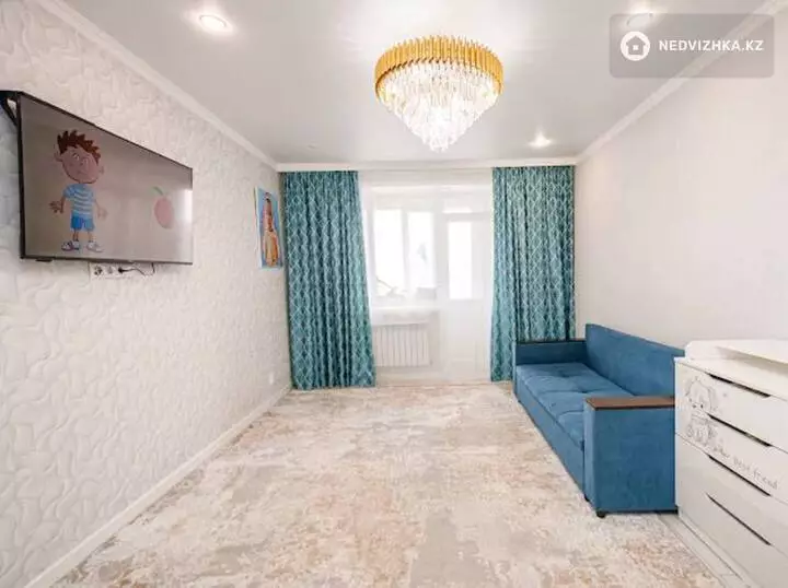 1-комнатная квартира, этаж 3 из 5, 47 м²