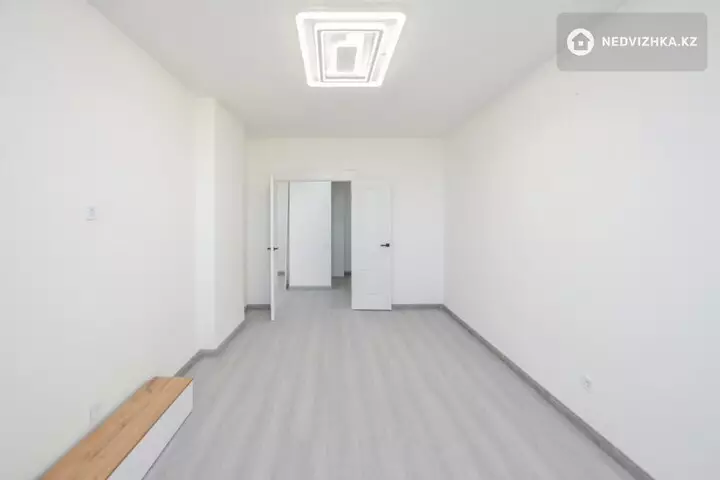 3-комнатная квартира, этаж 14 из 16, 86 м², фотография 5