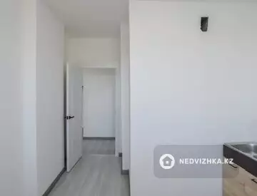 3-комнатная квартира, этаж 14 из 16, 86 м², миниатюра 12