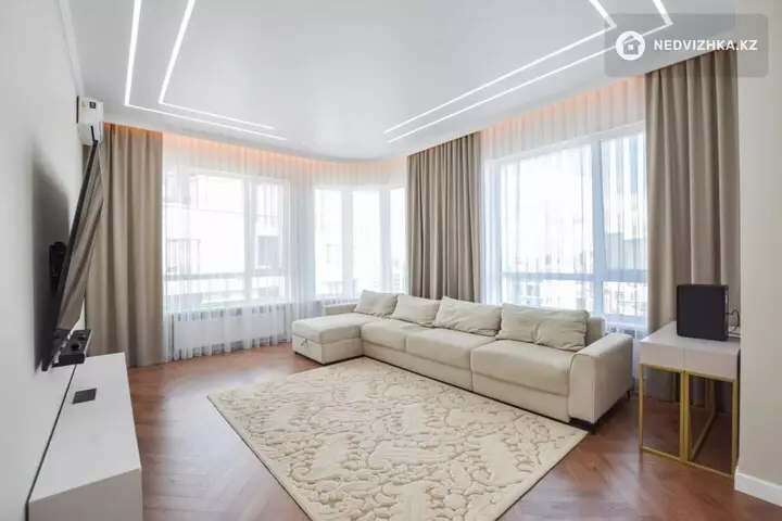 4-комнатная квартира, этаж 23 из 23, 123 м², 2-фотосурет