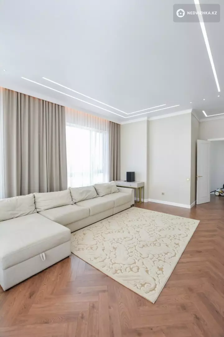 4-комнатная квартира, этаж 23 из 23, 123 м², 5-фотосурет