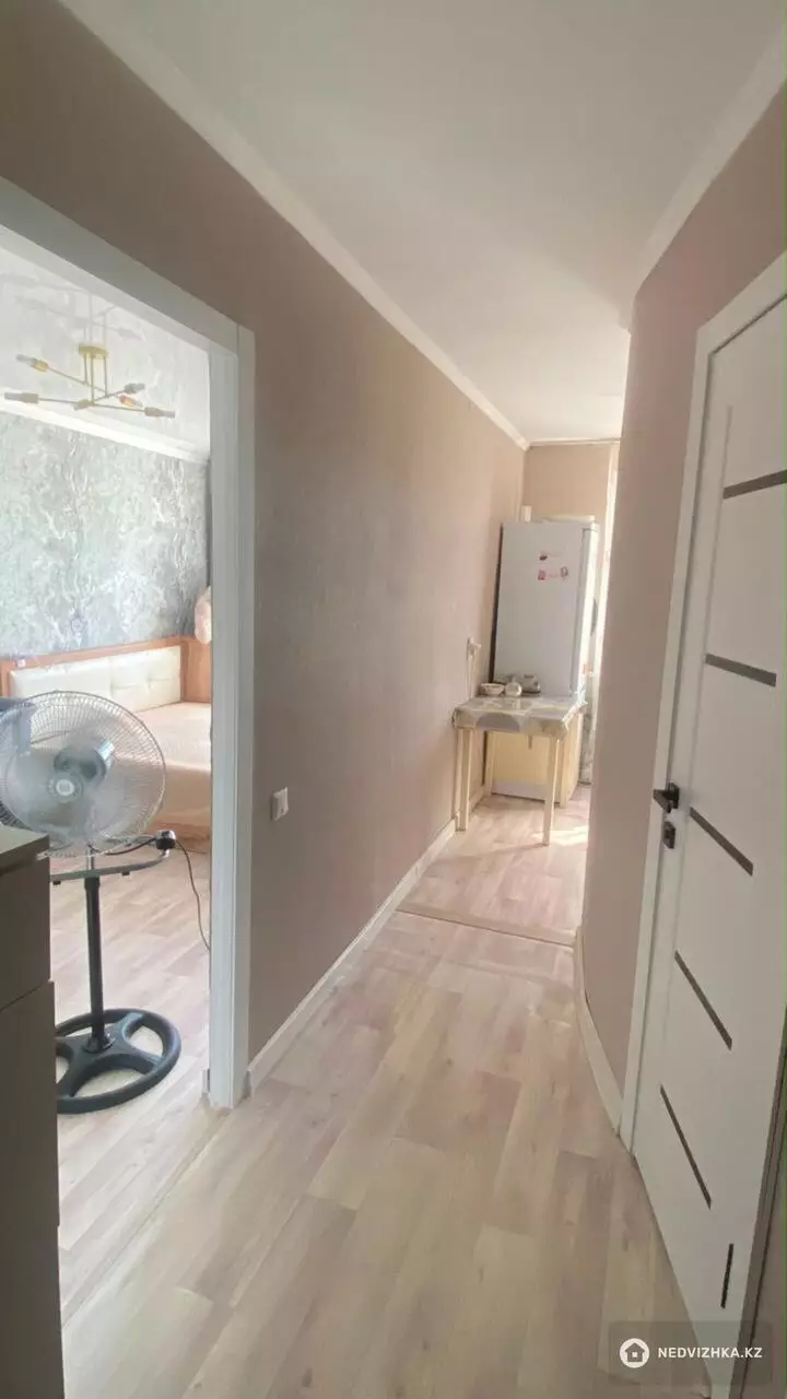 2-комнатная квартира, этаж 5 из 5, 45 м², фотография 3