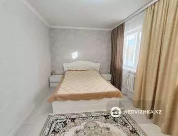 4-комнатная квартира, этаж 4 из 5, 77 м², миниатюра 7