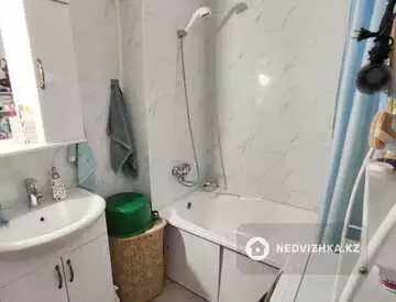 4-комнатная квартира, этаж 4 из 5, 77 м², миниатюра 11