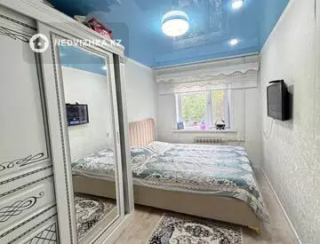 3-комнатная квартира, этаж 3 из 5, 61 м², миниатюра 1