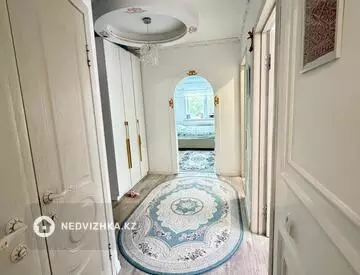 3-комнатная квартира, этаж 3 из 5, 61 м², миниатюра 4