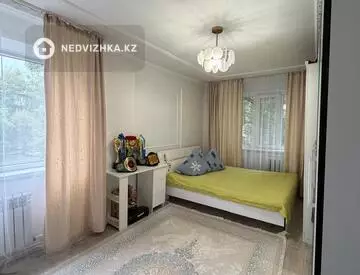 3-комнатная квартира, этаж 3 из 5, 61 м², миниатюра 5
