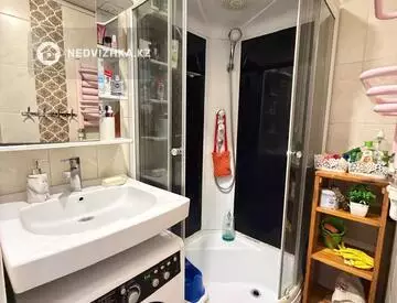 3-комнатная квартира, этаж 3 из 5, 61 м², миниатюра 11