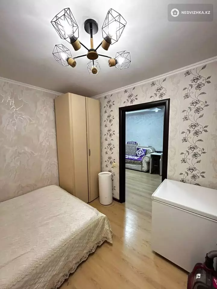 3-комнатная квартира, этаж 5 из 5, 48 м², фотография 5