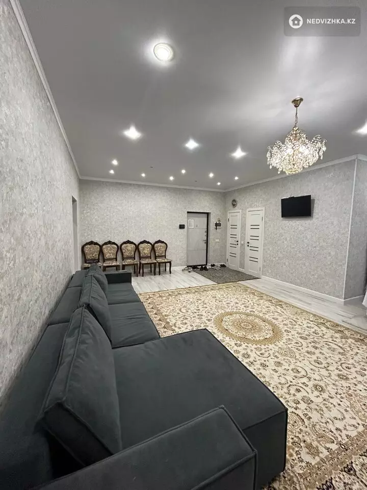 3-комнатная квартира, этаж 4 из 5, 83 м²
