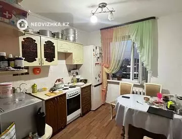 3-комнатная квартира, этаж 10 из 10, 63 м², миниатюра 8