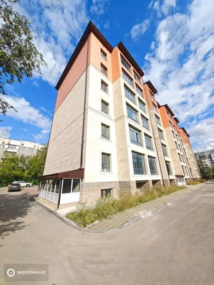 5-комнатная квартира, этаж 3 из 5, 137 м²