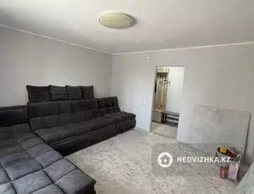 3-комнатная квартира, этаж 5 из 24, 83 м², миниатюра 2