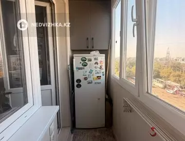 2-комнатная квартира, этаж 7 из 11, 64 м², миниатюра 4
