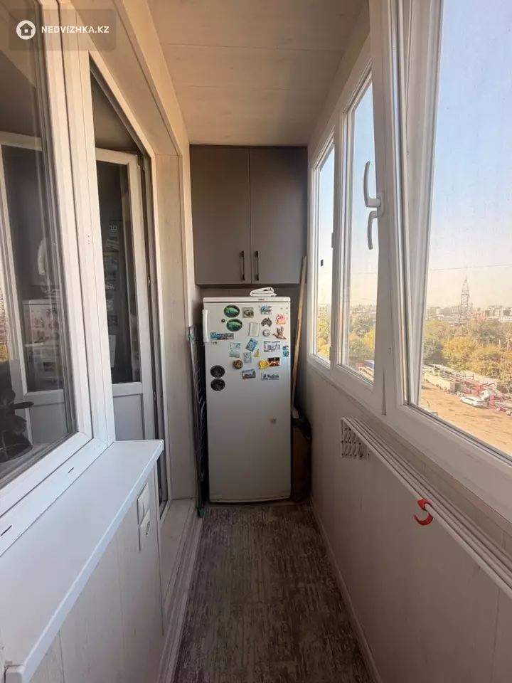 2-комнатная квартира, этаж 7 из 11, 64 м², фотография 4