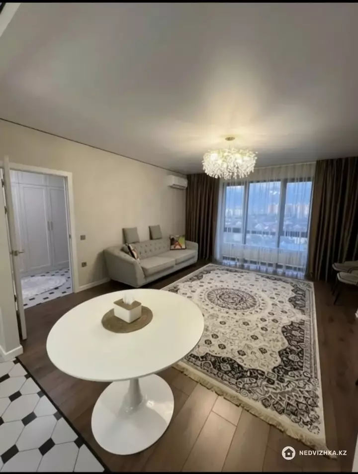 2-комнатная квартира, этаж 9 из 9, 65 м², фотография 5