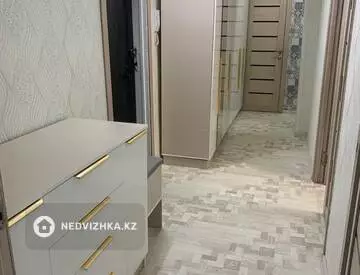 2-комнатная квартира, этаж 2 из 9, 54 м², миниатюра 10