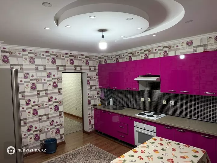 2-комнатная квартира, этаж 2 из 17, 86 м², фотография 3