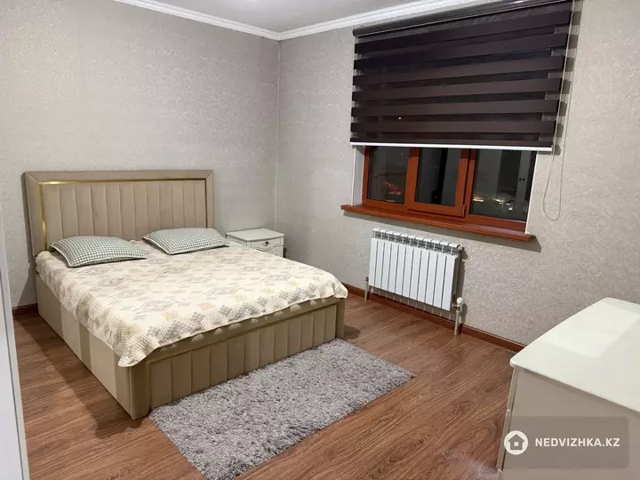 2-комнатная квартира, этаж 2 из 17, 86 м², фотография 2