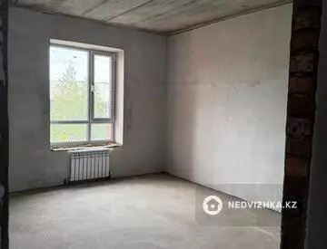2-комнатная квартира, этаж 5 из 5, 67 м², миниатюра 1