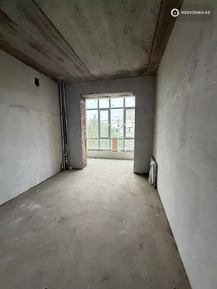 2-комнатная квартира, этаж 5 из 5, 67 м², фотография 4