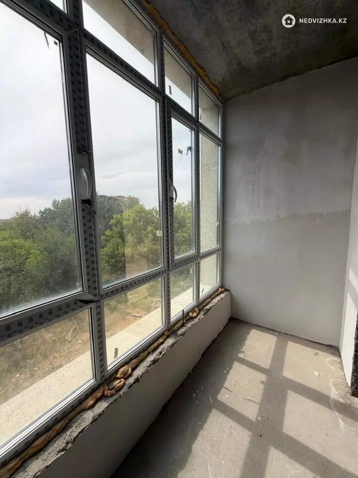 2-комнатная квартира, этаж 3 из 5, 64 м²