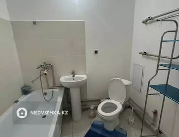 1-комнатная квартира, этаж 3 из 9, 35 м², миниатюра 7