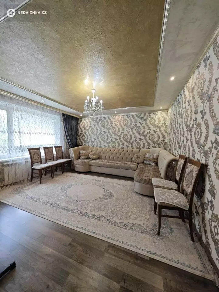 3-комнатная квартира, этаж 1 из 5, 64 м²