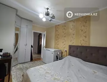 3-комнатная квартира, этаж 1 из 5, 64 м², миниатюра 5