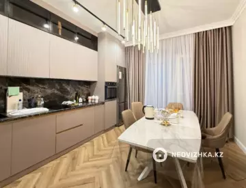 4-комнатная квартира, этаж 10 из 12, 160 м², миниатюра 5