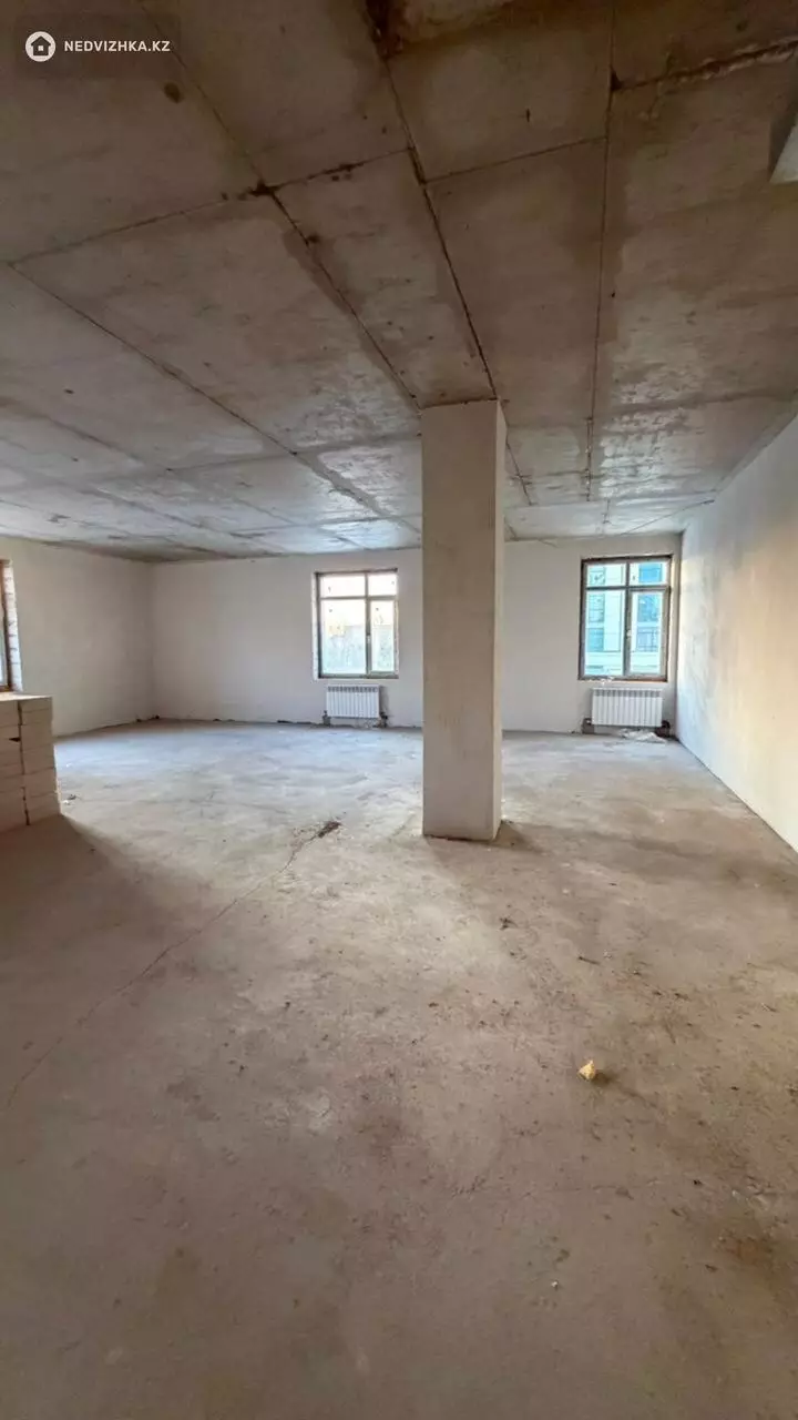 4-комнатная квартира, этаж 3 из 10, 111 м², фотография 5