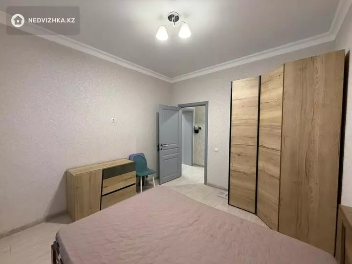 2-комнатная квартира, этаж 2 из 8, 64 м², фотография 5