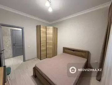 2-комнатная квартира, этаж 2 из 8, 64 м², миниатюра 6
