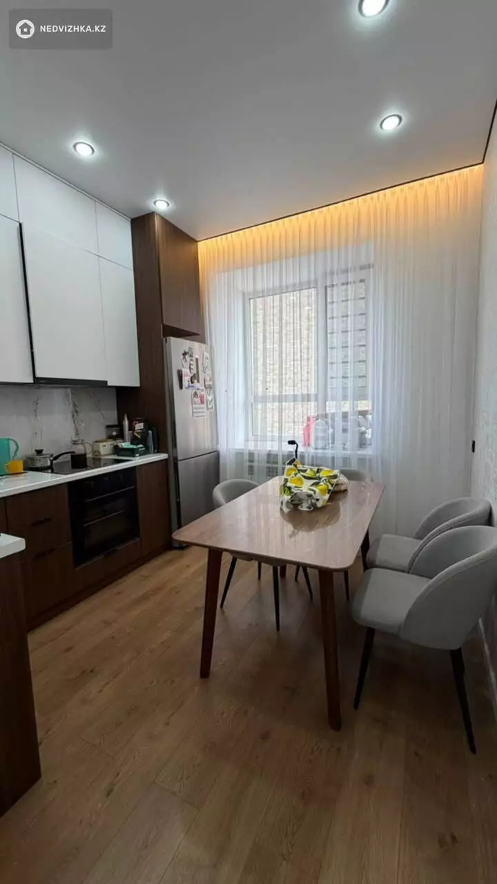 2-комнатная квартира, этаж 4 из 10, 50 м², фотография 5