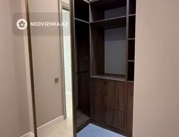 2-комнатная квартира, этаж 2 из 15, 80 м², миниатюра 11