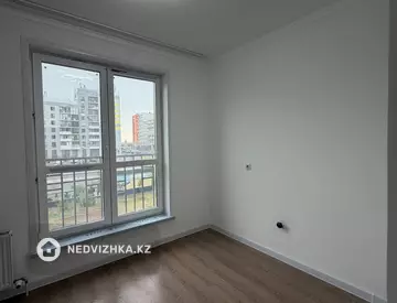 2-комнатная квартира, этаж 2 из 9, 63 м², миниатюра 9