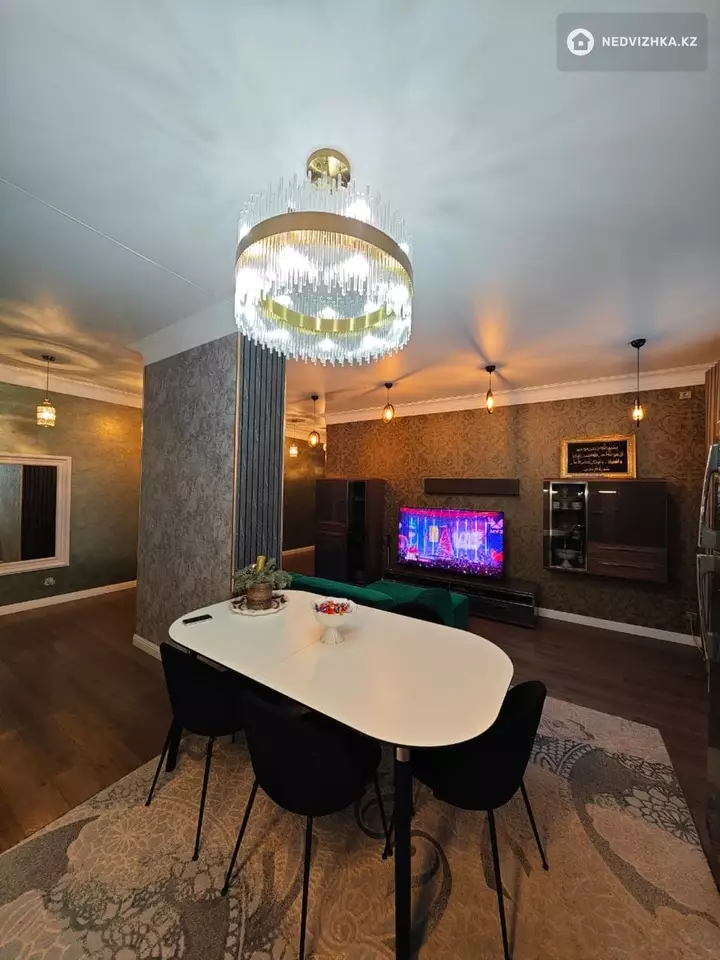 3-комнатная квартира, этаж 2 из 9, 90 м²