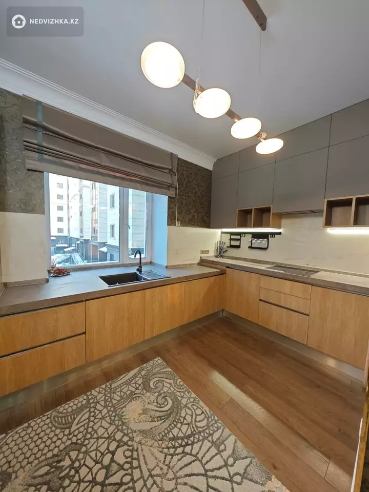 3-комнатная квартира, этаж 2 из 9, 90 м², фотография 4