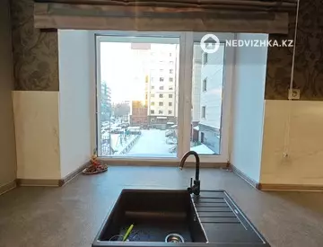3-комнатная квартира, этаж 2 из 9, 90 м², миниатюра 5