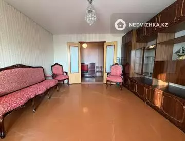3-бөлмелі пәтер, қабат 81 барлық қабат саны 9, 70 м², 1-нобай